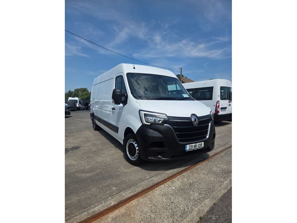 2023 Renault Master
