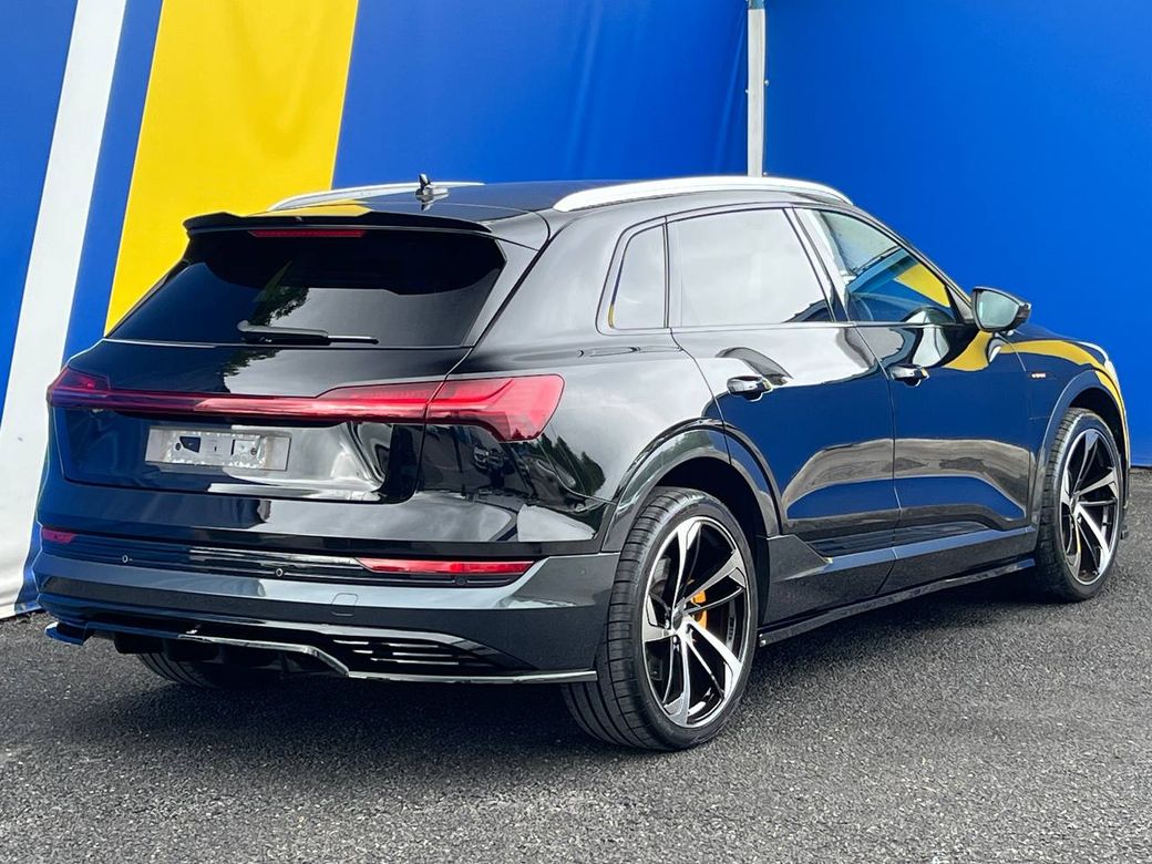 2021 Audi e-tron