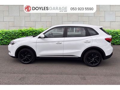2025 MG ZS