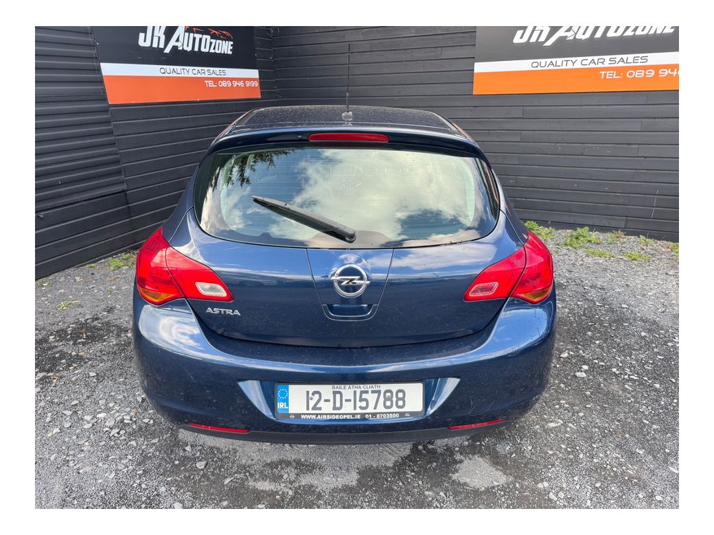 2012 Opel Astra