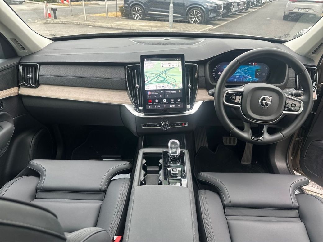 2025 Volvo XC90