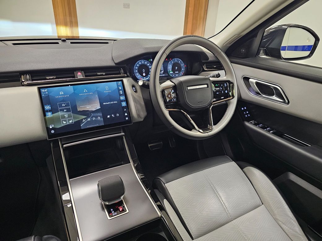 2025 Land Rover Range Rover Velar