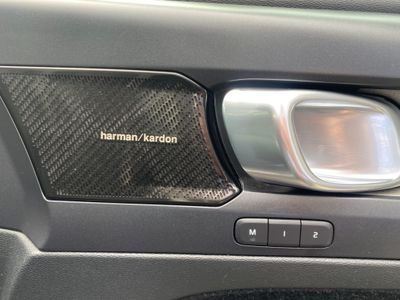 2020 Volvo XC40