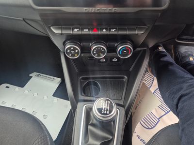 2023 Dacia Duster