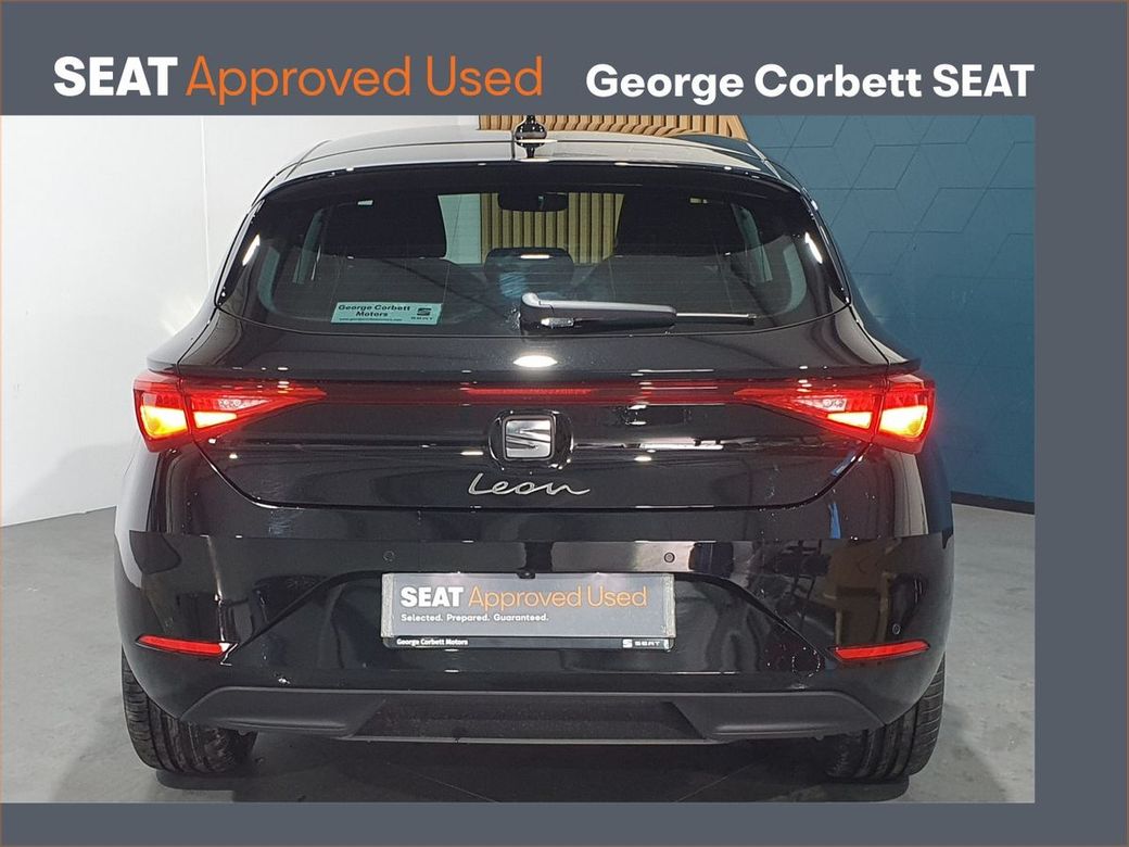 2025 SEAT Leon