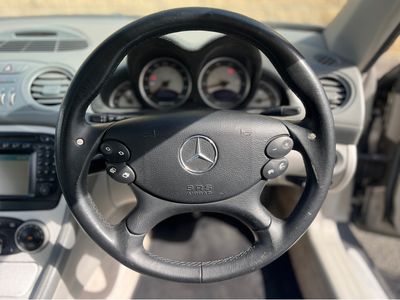 2004 Mercedes-Benz SL Class