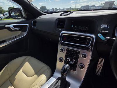 2017 Volvo V60