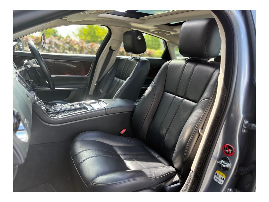 2011 Jaguar XJ