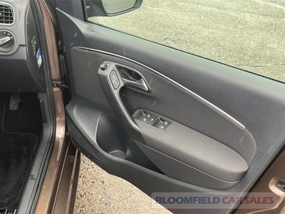 2014 Volkswagen Polo