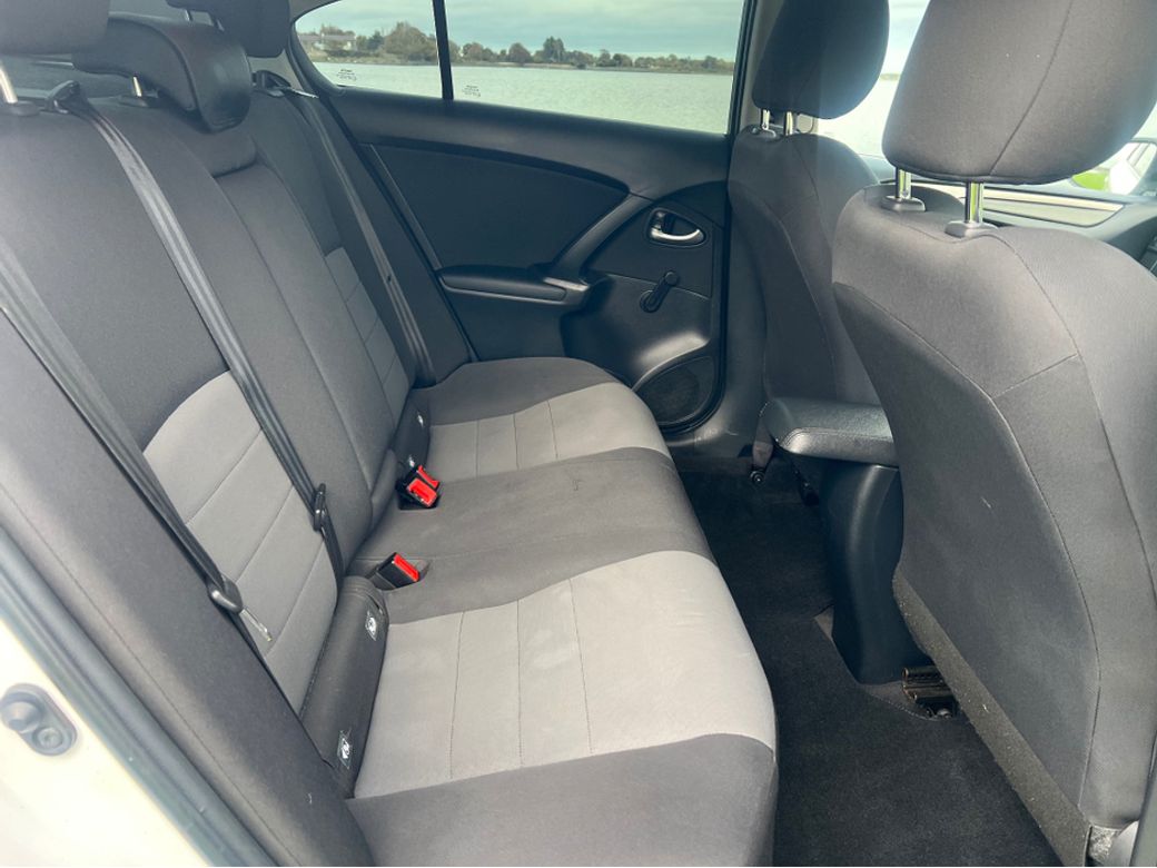 2016 Toyota Avensis