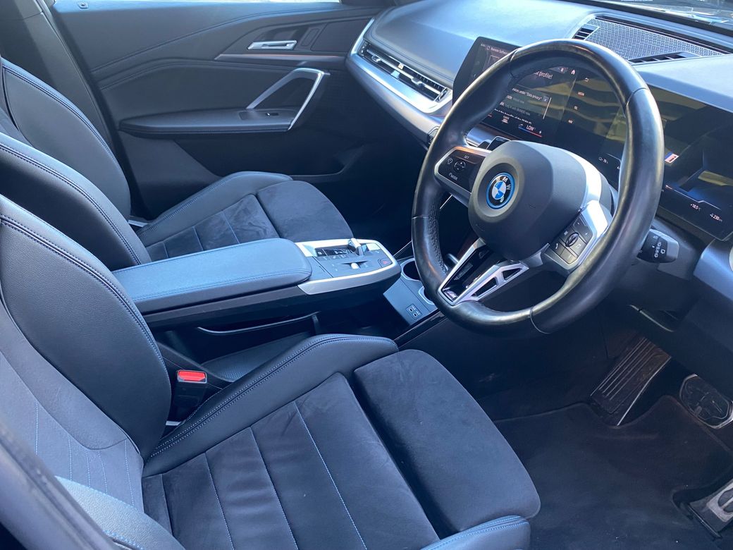 2023 BMW iX1