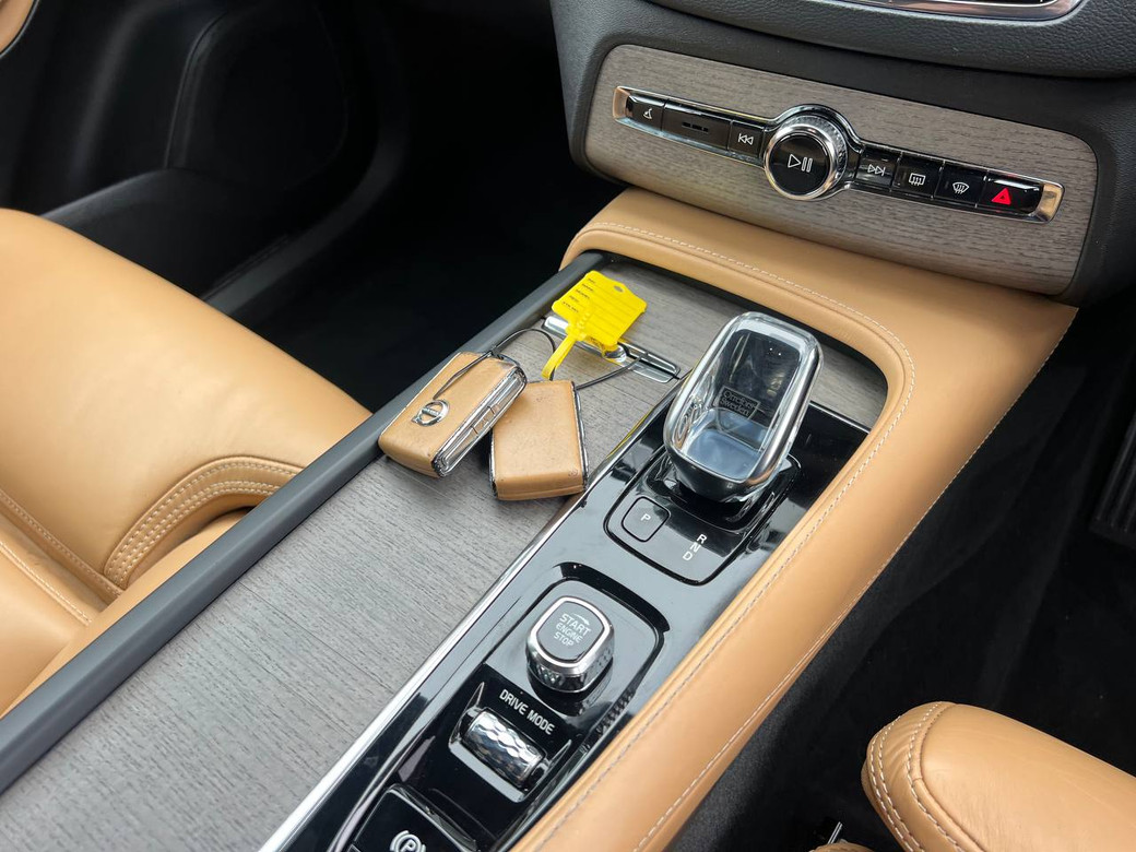 2020 Volvo XC90