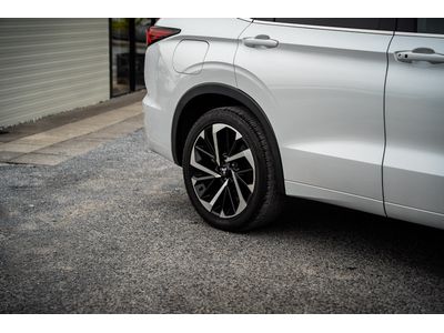 2023 Mitsubishi Outlander