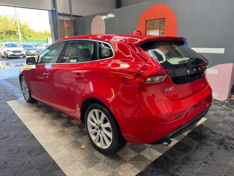 2014 Volvo V40