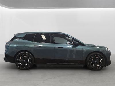 2022 BMW iX
