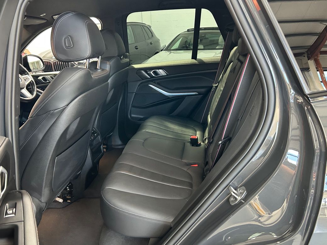 2022 BMW X5