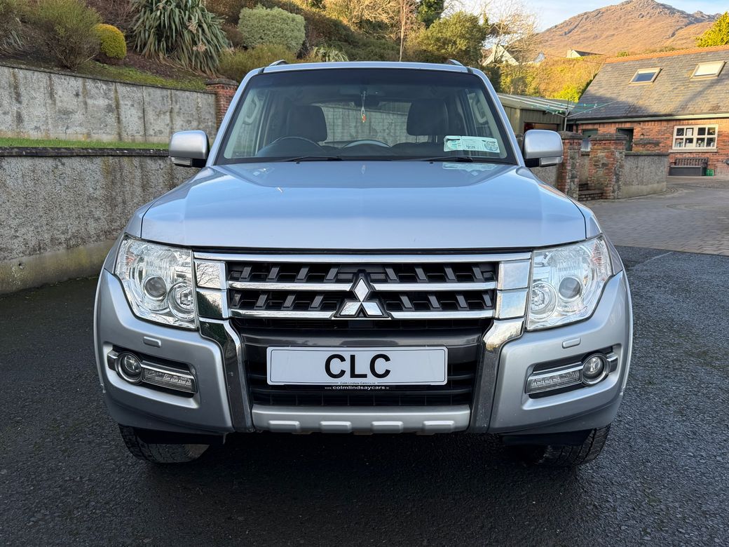 2018 Mitsubishi Pajero