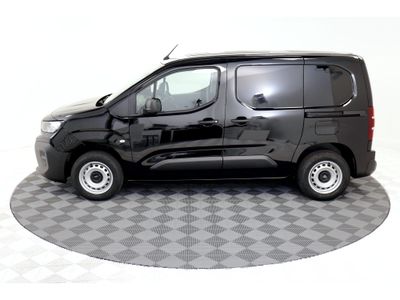 2025 Peugeot Partner