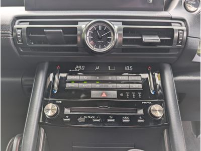 2023 Lexus IS 300h