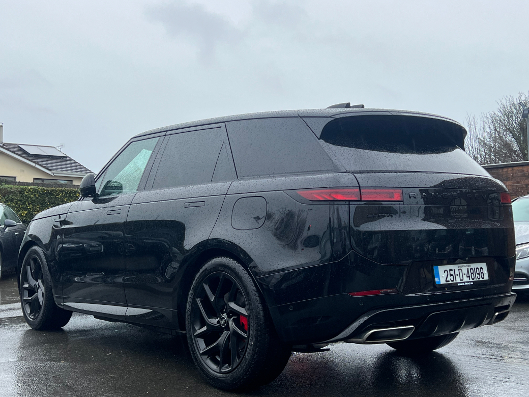 2025 Land Rover Range Rover Sport