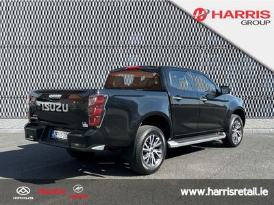2025 Black Isuzu D-MAX
