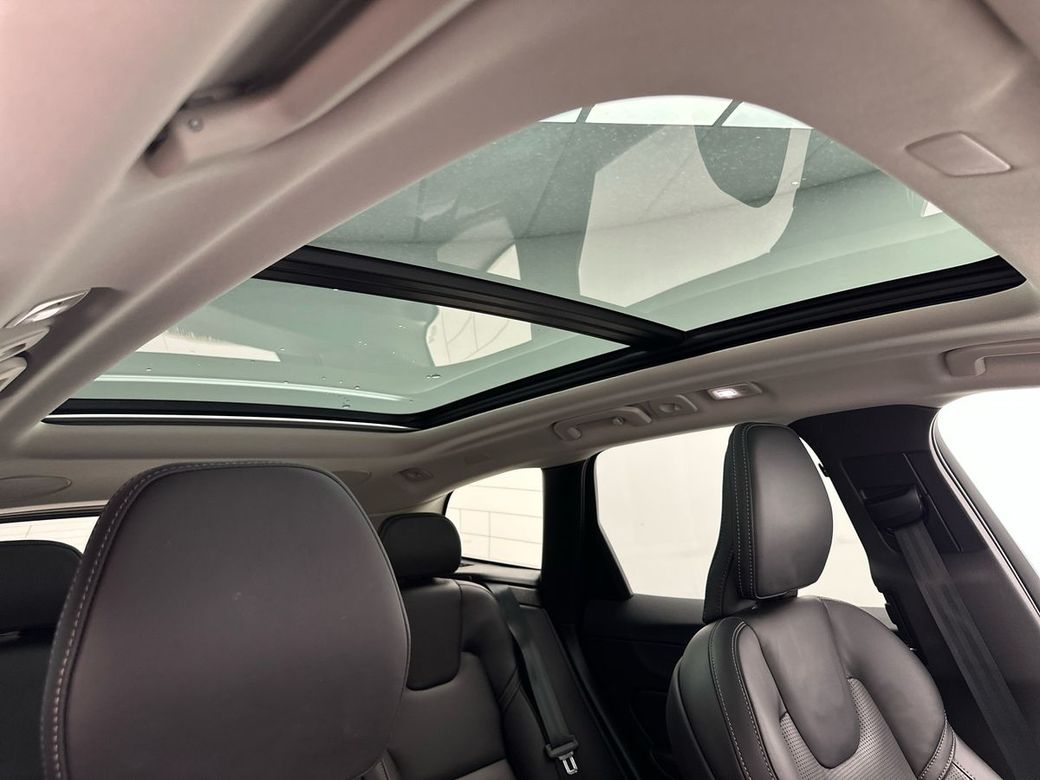 2025 Volvo XC60