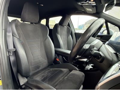 2023 BMW 225
