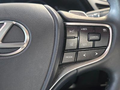 2023 Lexus ES 300h