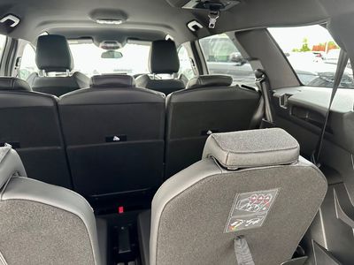2024 Peugeot 5008