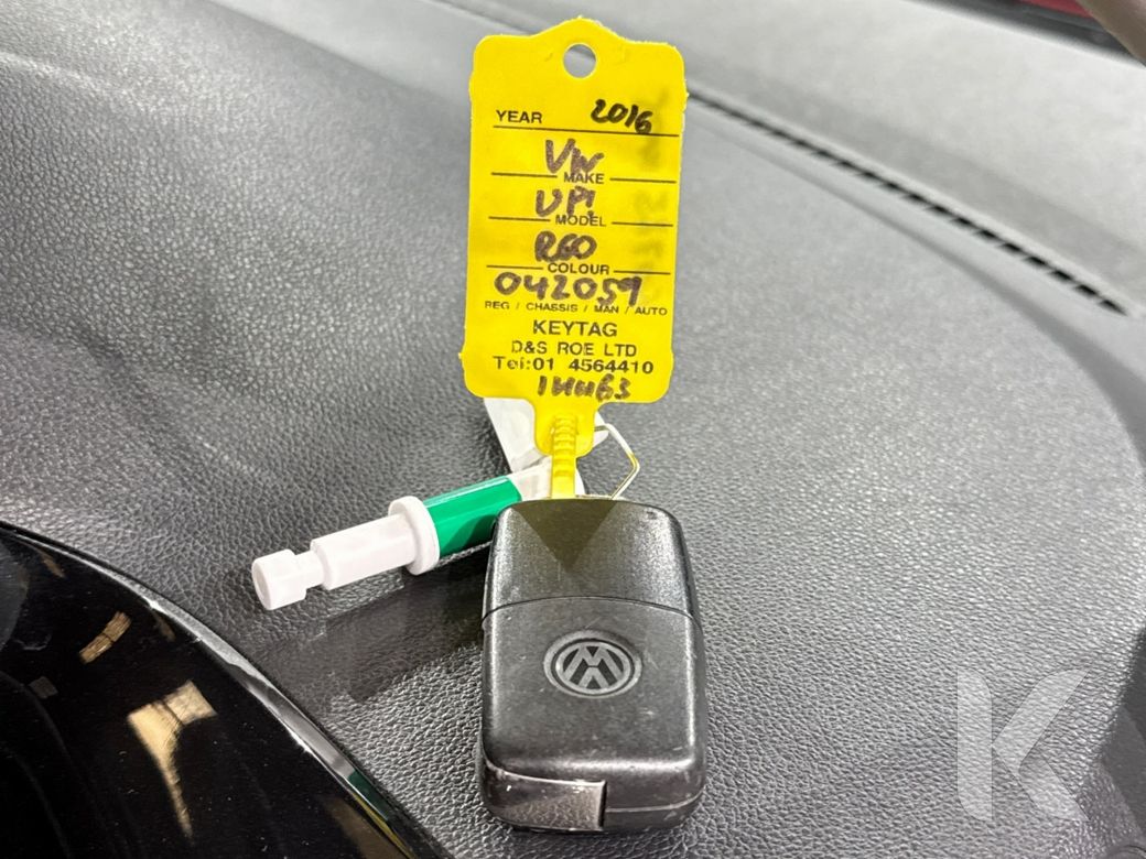 2016 Volkswagen up!