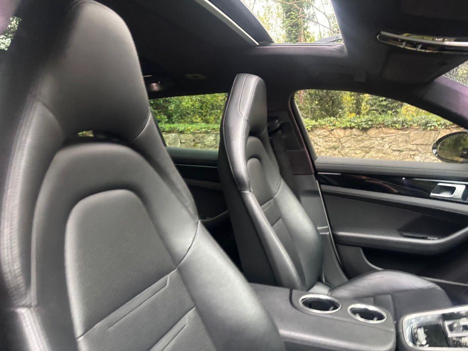 2019 Porsche Panamera