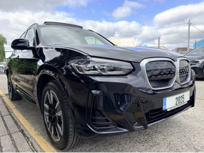 2025 BMW iX3