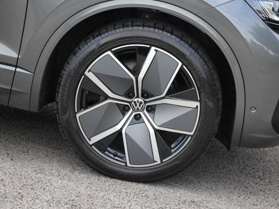 2025 Volkswagen Touareg