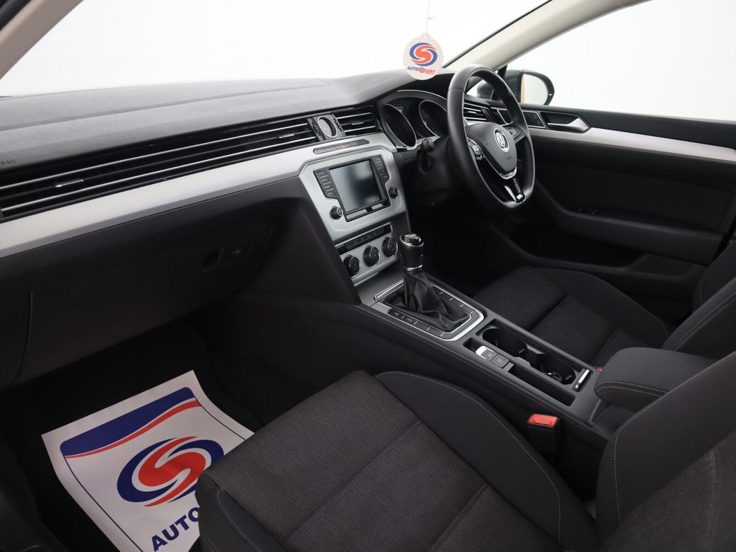 2016 Volkswagen Passat