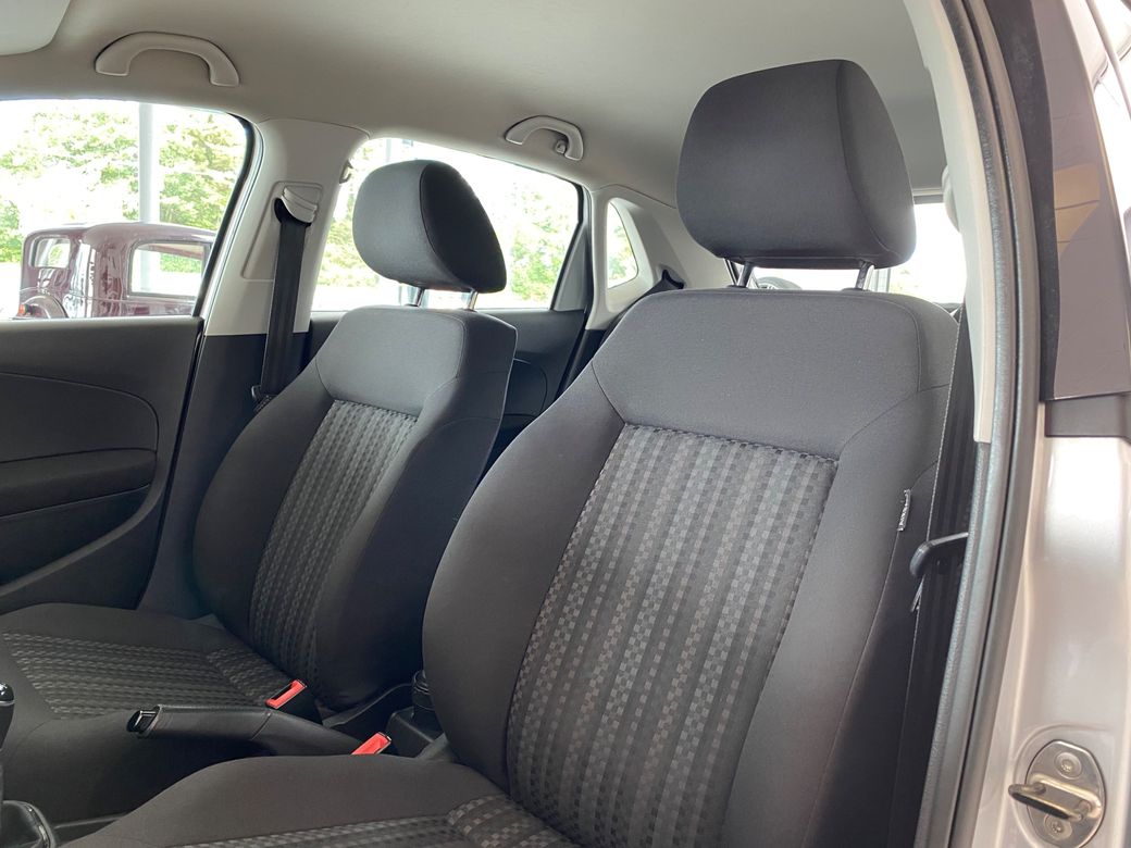 2016 Volkswagen Polo
