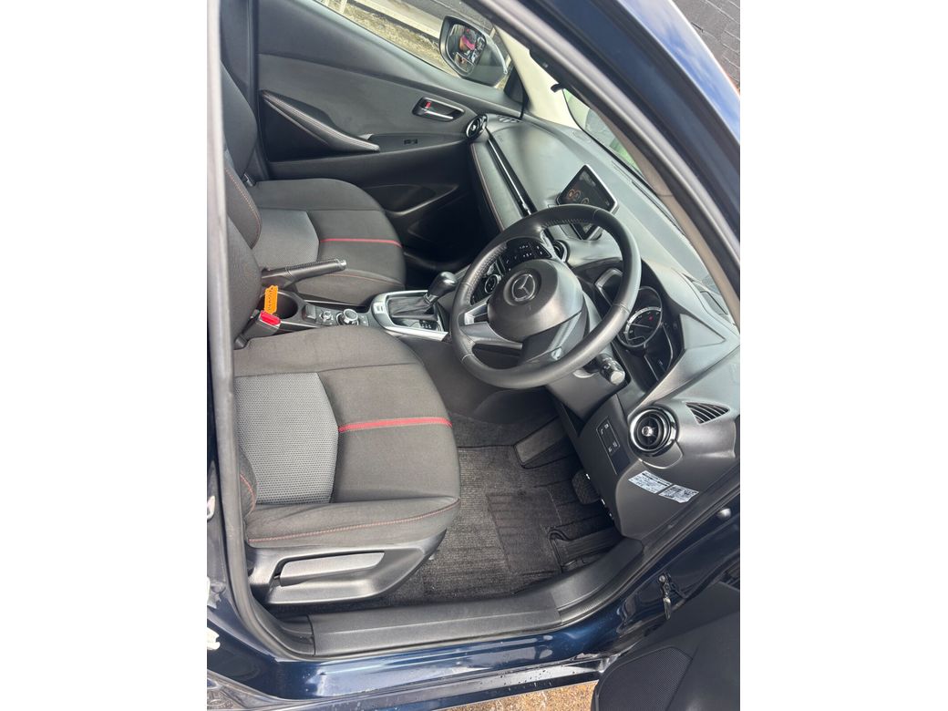 2016 Mazda Demio