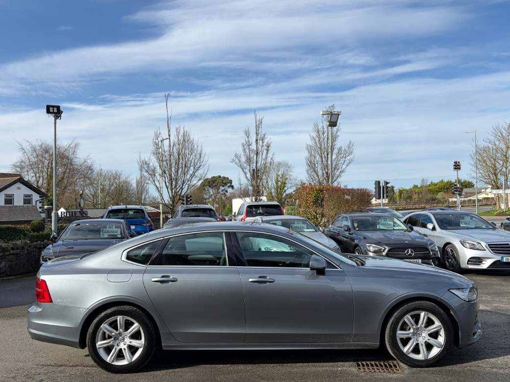 2018 Volvo S90