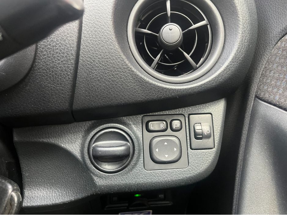 2019 Toyota Vitz