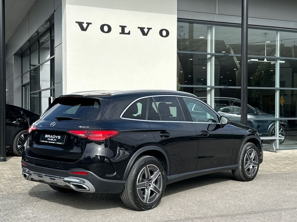 2023 Mercedes-Benz GLC Class