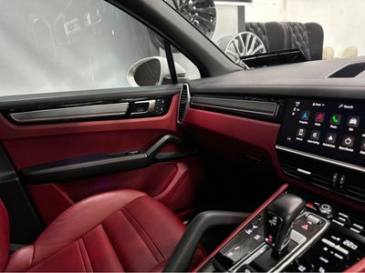 2023 Porsche Cayenne