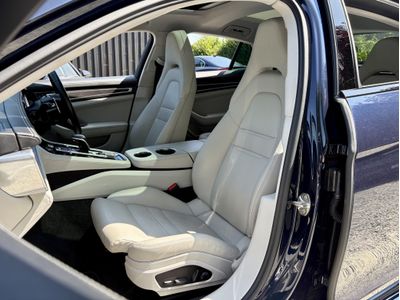 2022 Porsche Panamera