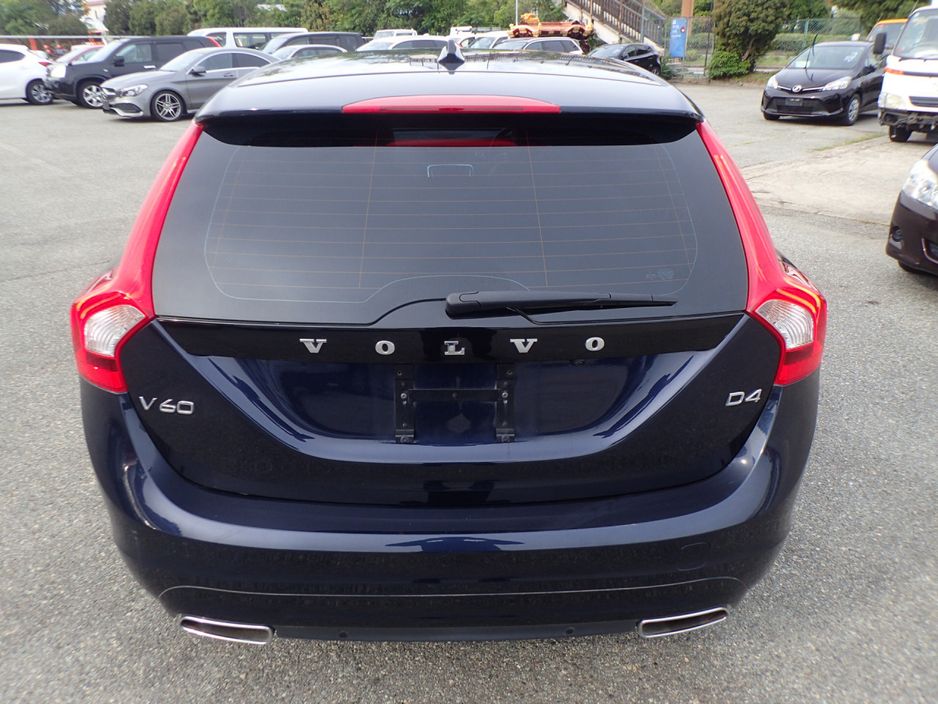 2018 Volvo V60