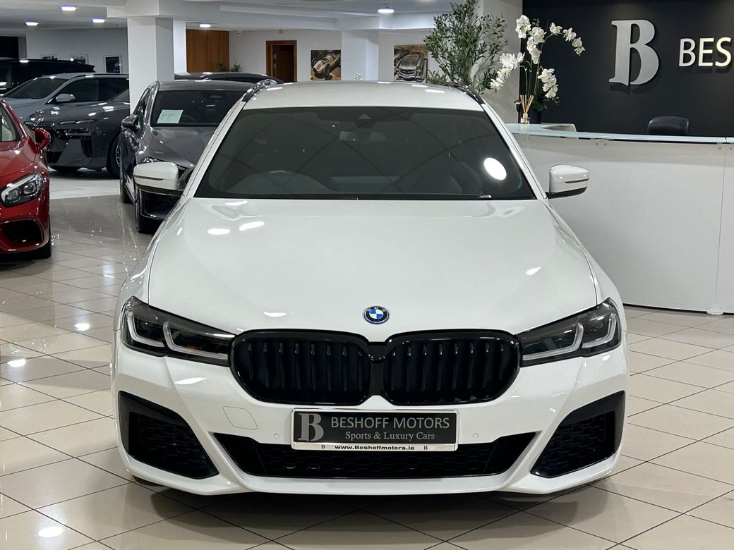 2022 BMW 5 Series