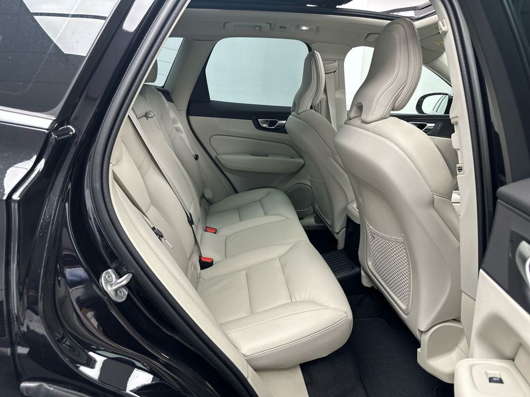 2023 Volvo XC60