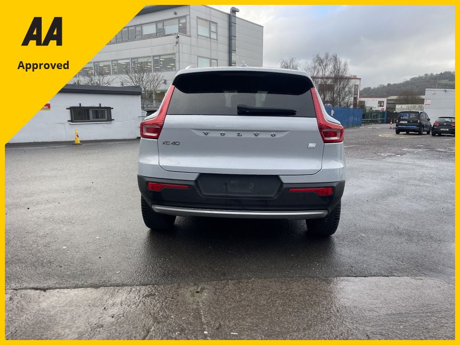 2021 Volvo XC40