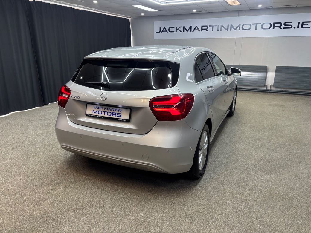 2016 Mercedes-Benz A 180