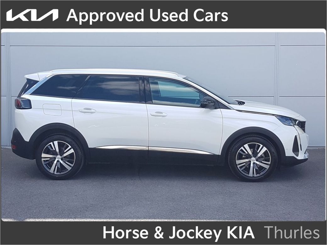 2022 Peugeot 5008