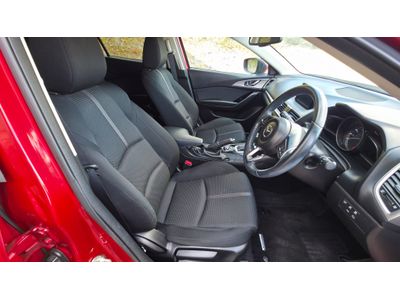 2018 Mazda Axela