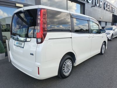 2014 Toyota Noah