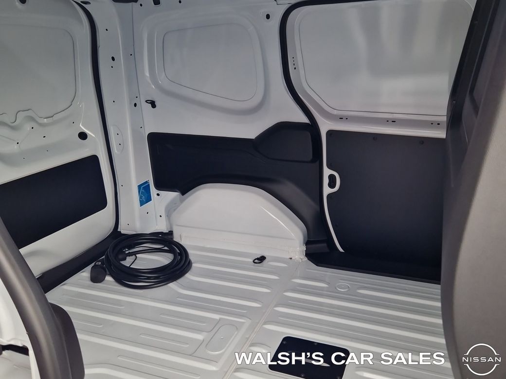 2025 Nissan Townstar